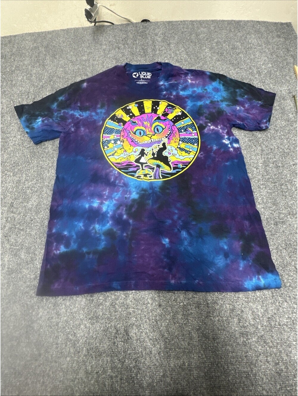Liquid Blue Alice in Wonderland Size L T-Shirt Blue Purple Tie-Dye Cheshire Cat
